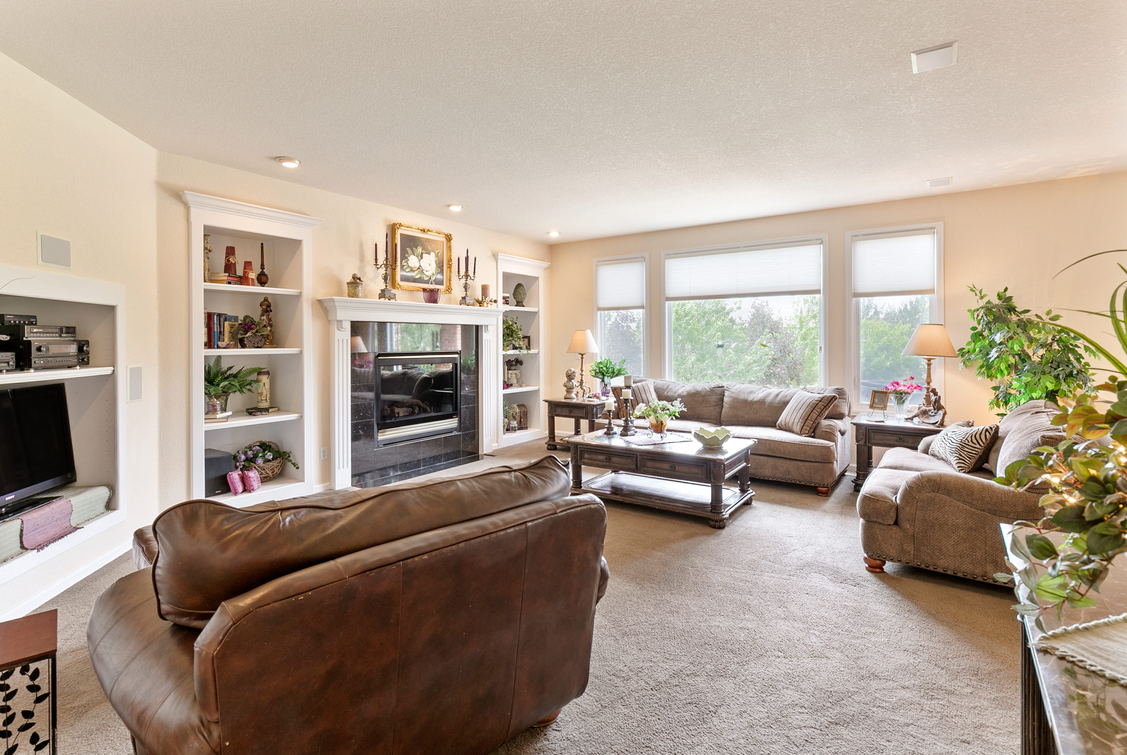 SOLD 16131 E. LAKE DRIVE PINEY CREEK VILLAGE LUXURY ESTATE